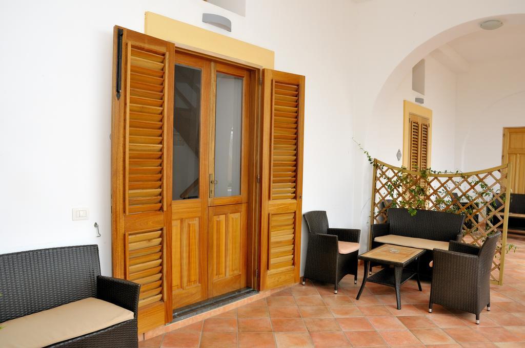 Solemar Hotel Leni Стая снимка