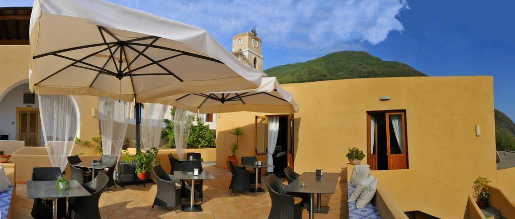 Solemar Hotel Leni Екстериор снимка