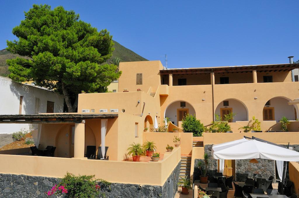Solemar Hotel Leni Екстериор снимка
