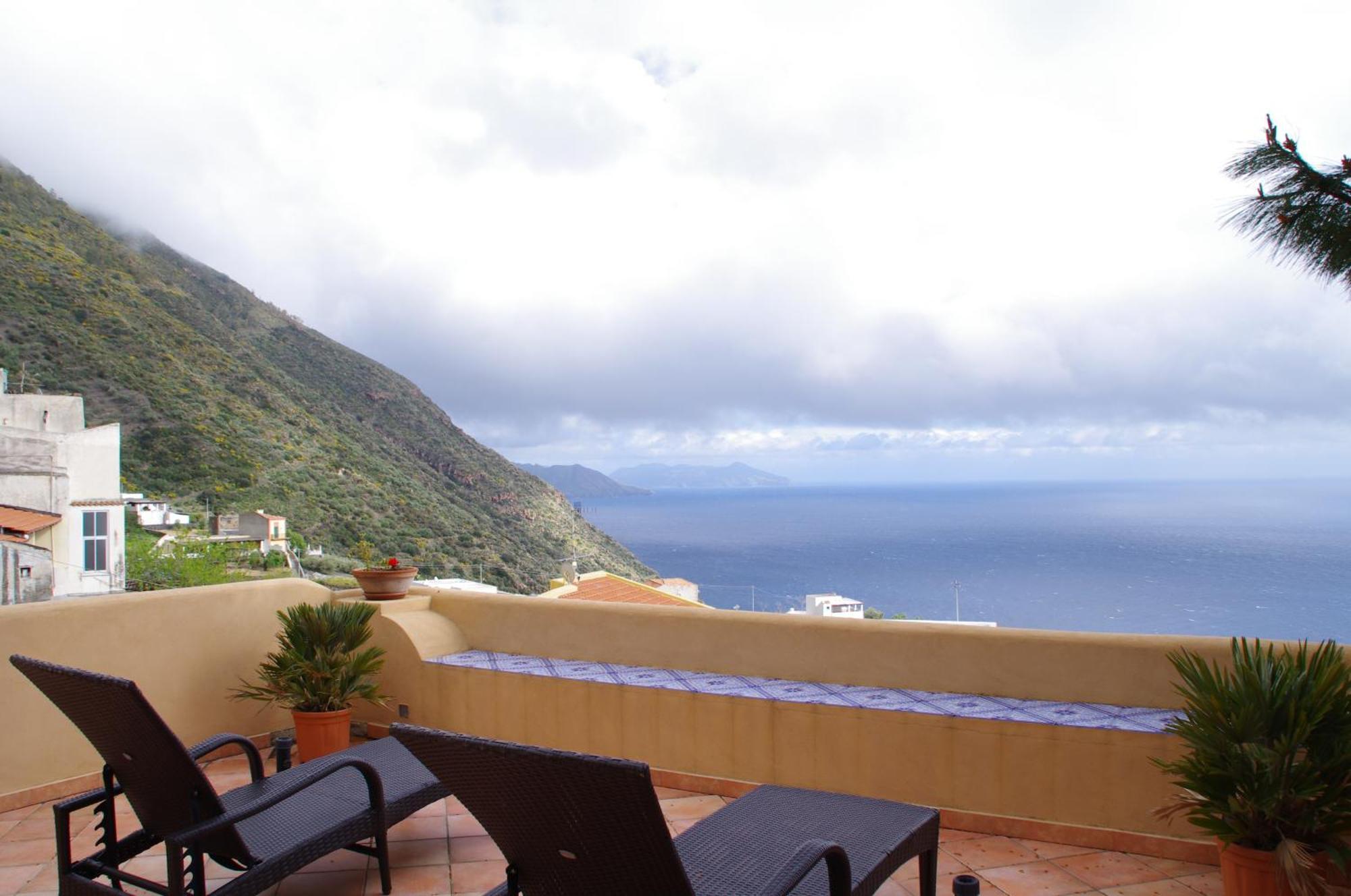 Solemar Hotel Leni Екстериор снимка